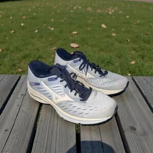 Mizuno Blue Wave Rider 24
